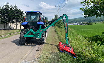 【冬バーゲン★特別送料無料！】 トラクタ用アーム式草刈機 ツインモアー「ZM3708S/ZM-3709S/ZM その他
